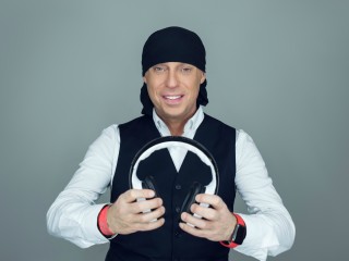 DJ Dominique